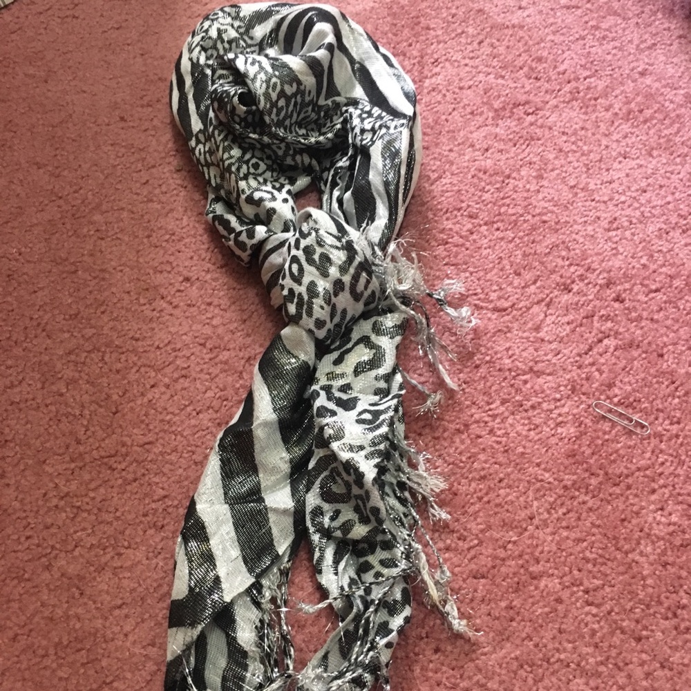 Scarf